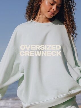 Daily Drills Oversized Crewneck + Women’s Sweat Shorts Surf